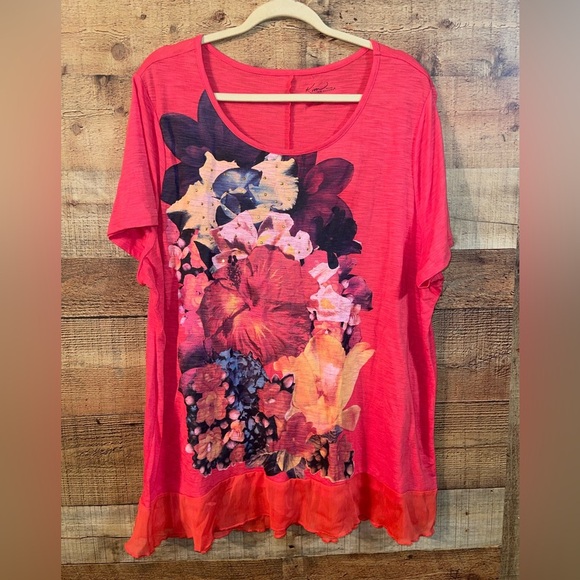 Kim Rogers Tops - Kim Rogers Floral Y2K Top